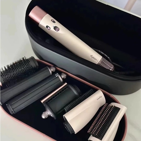 Dyson Men's Grooming Set - Black and Silver